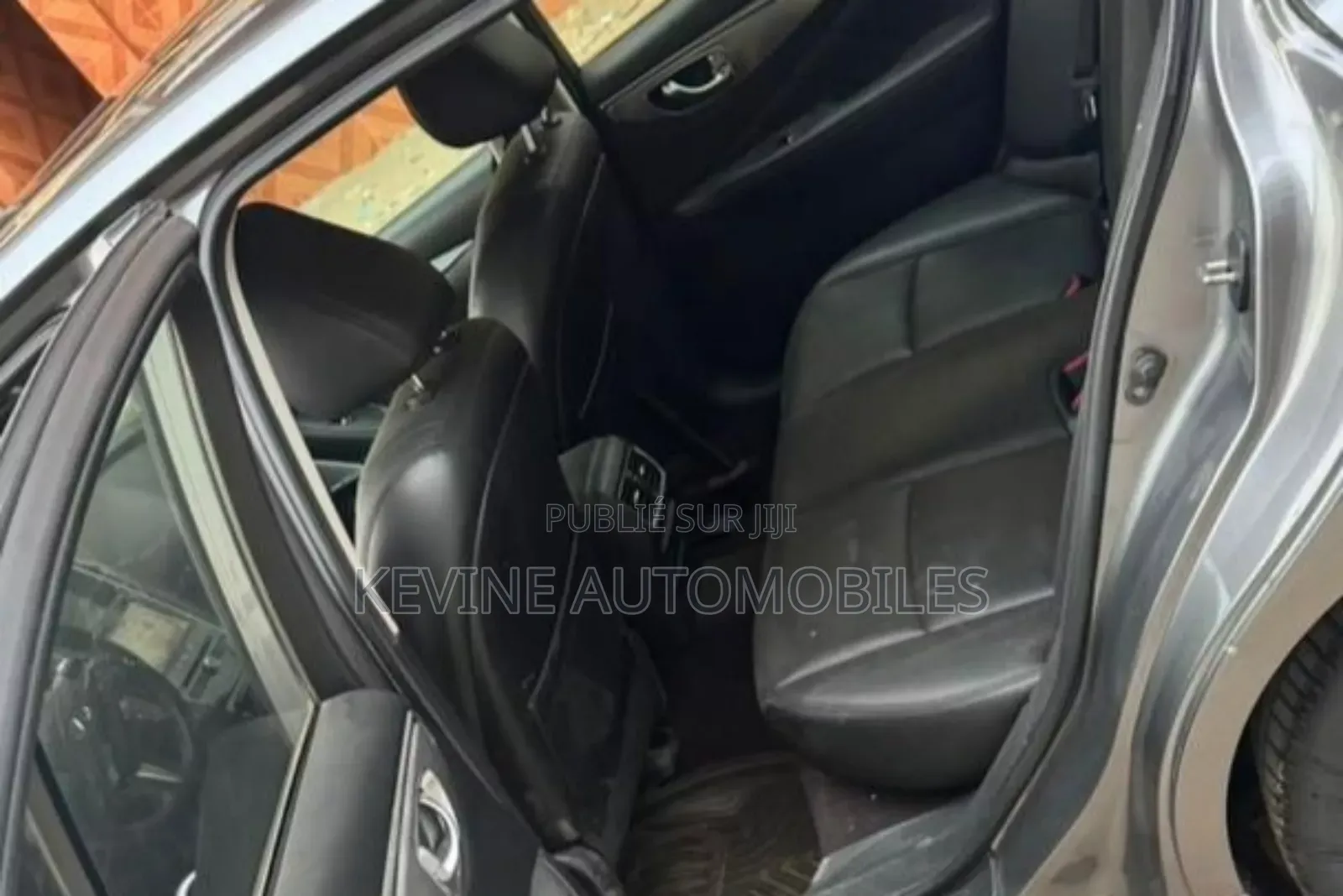 Infiniti Q50 2019 Autre