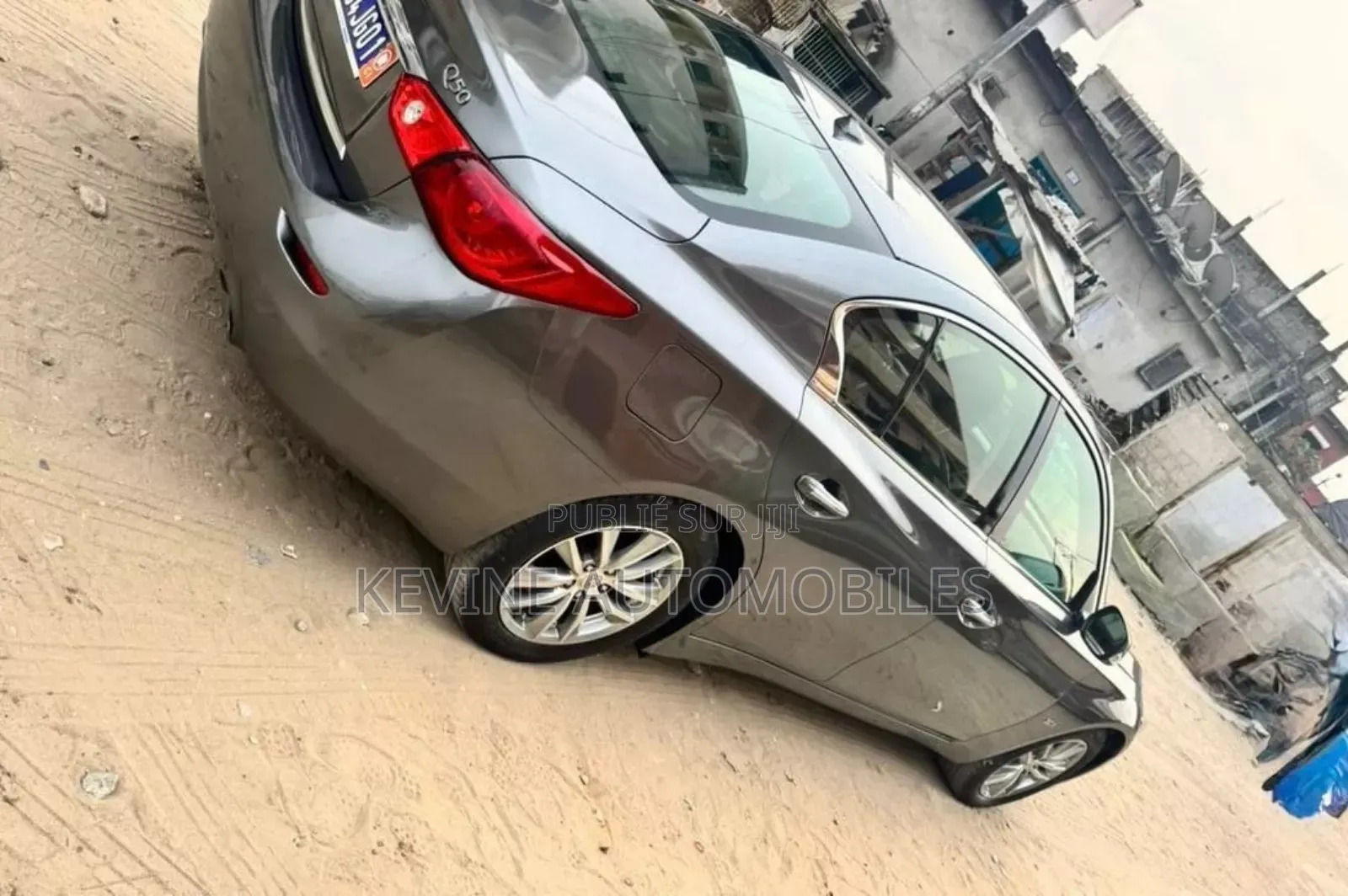 Infiniti Q50 2019 Autre