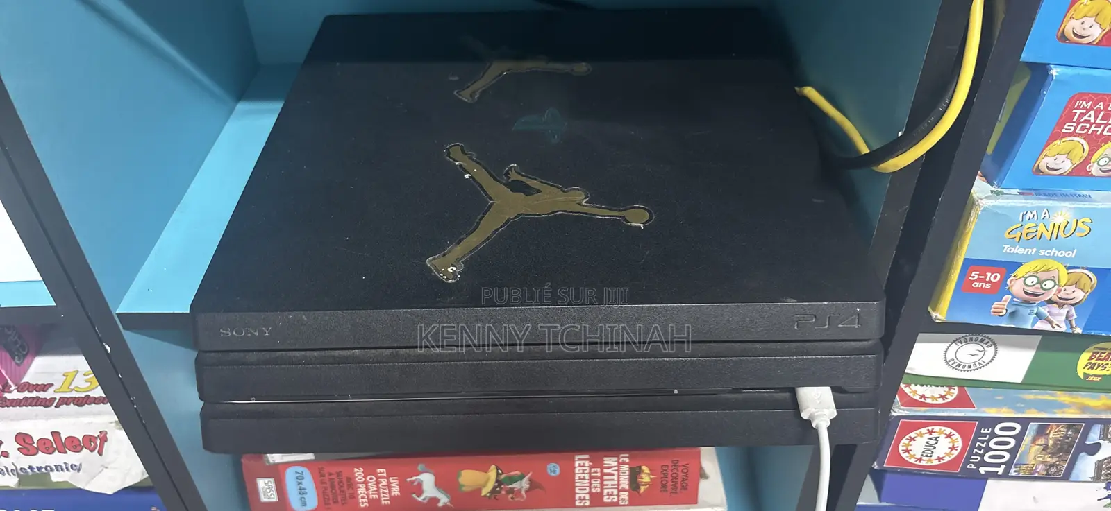 Playstation 4 +1 Manette