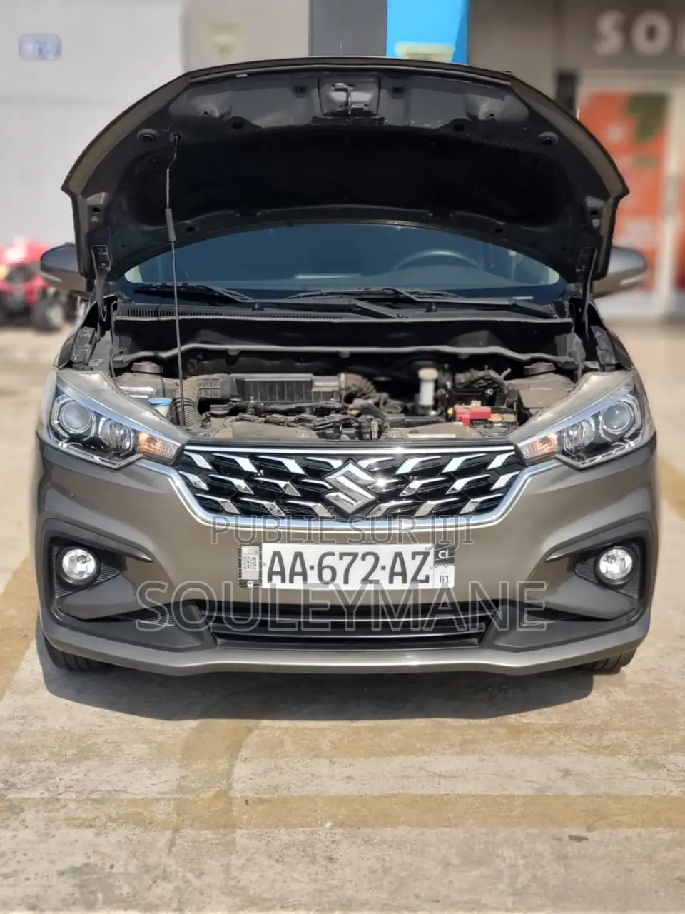 Suzuki Ertiga 2024 Gris