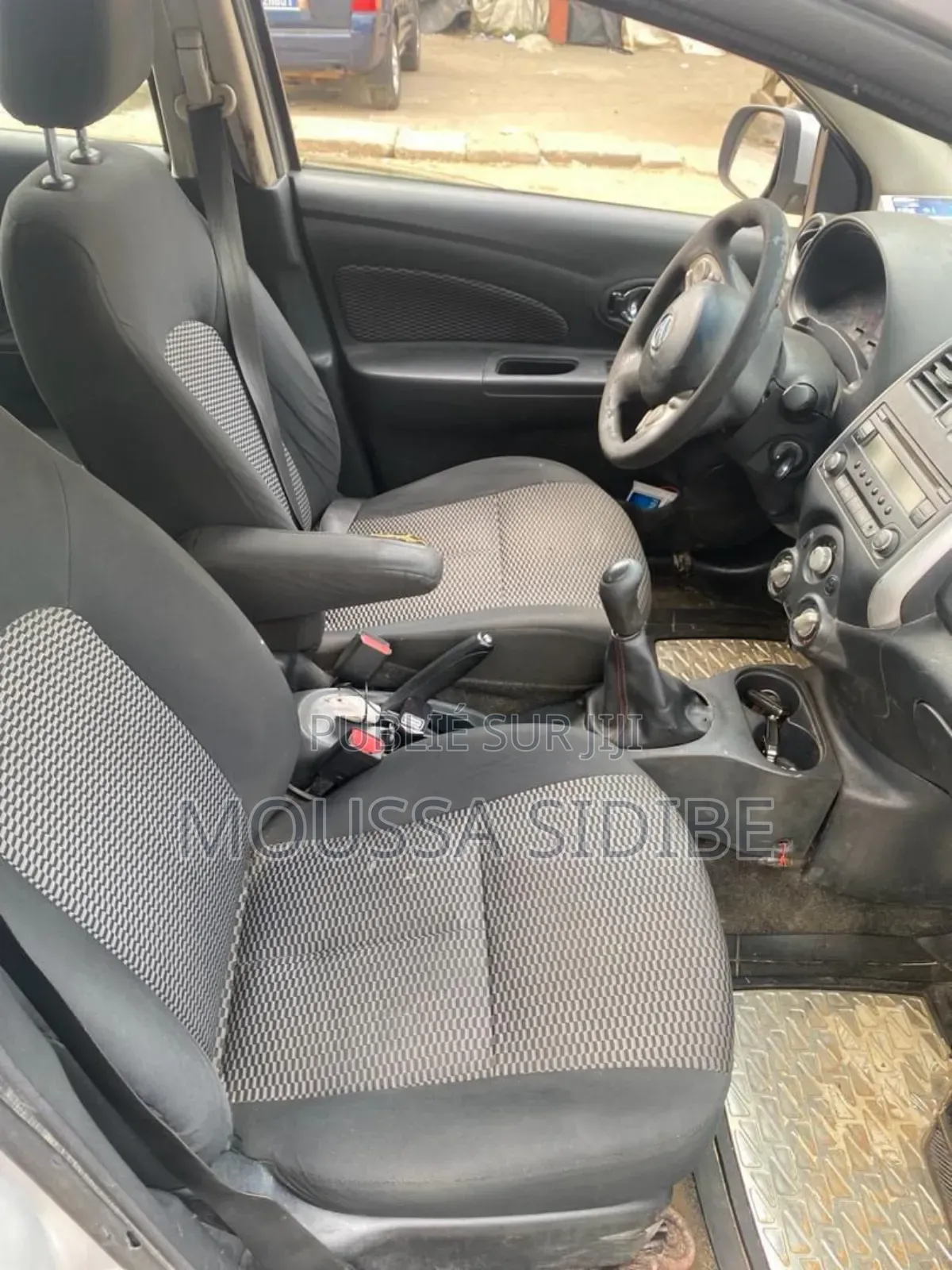 Nissan Micra 2015 Gris