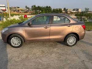 Suzuki Dzire 2023 Marron