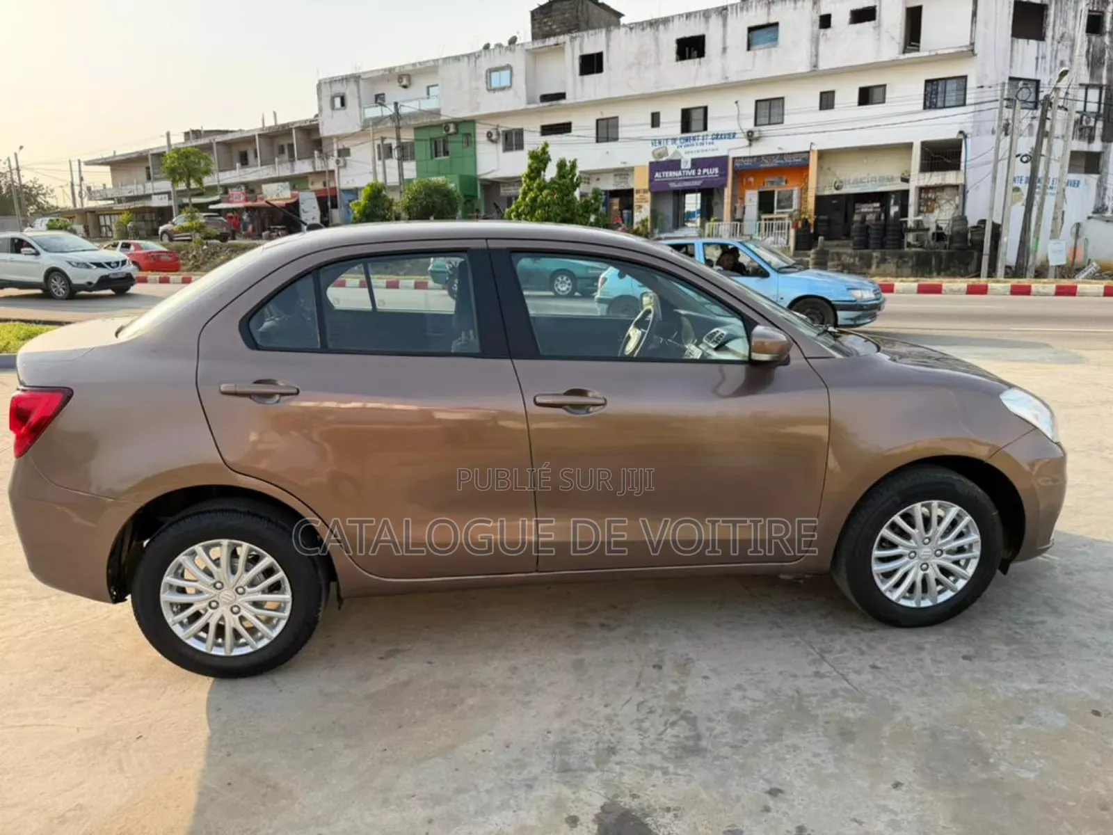 Suzuki Dzire 2023 Marron