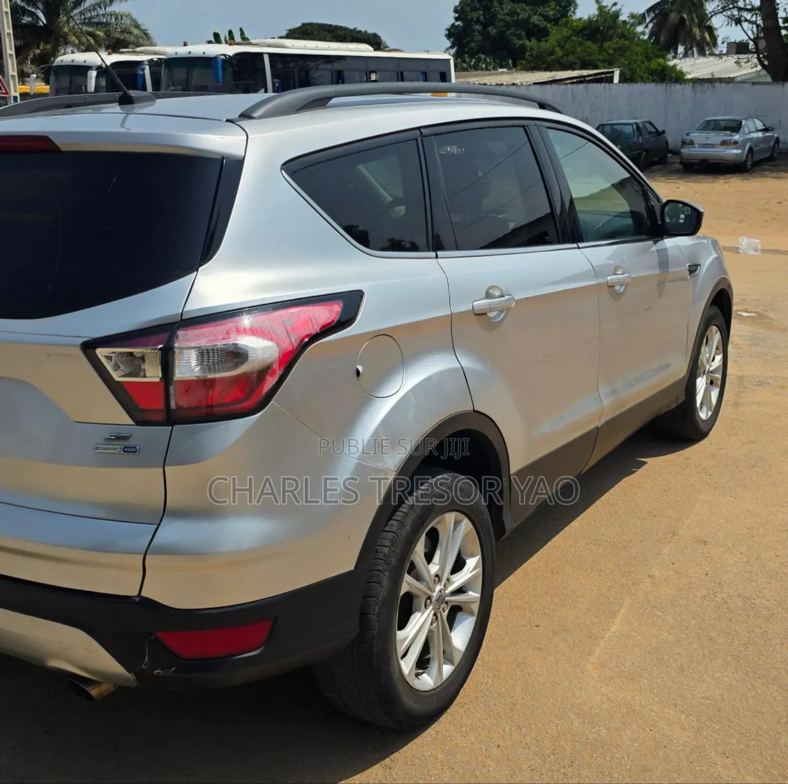 Ford Escape 2018 Gris