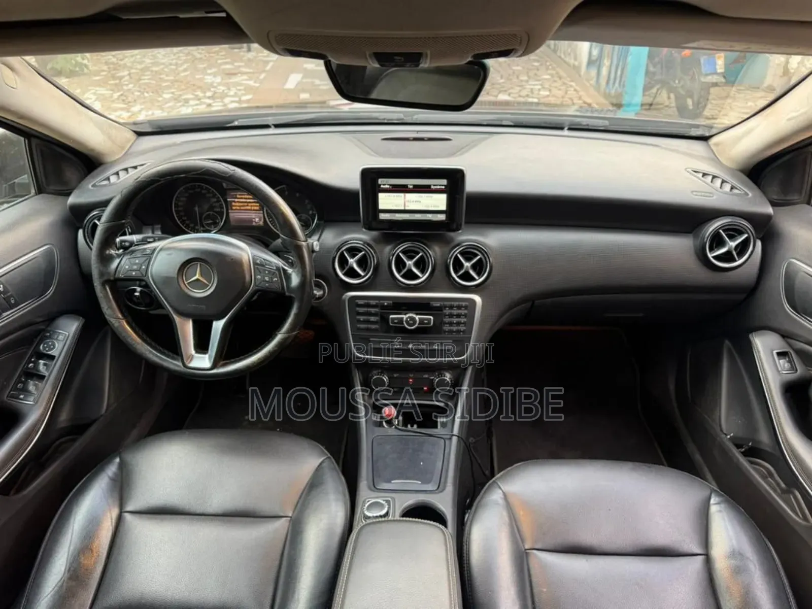 Mercedes-Benz C180 2014 Marron