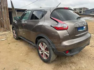 Nissan Juke S AWD 2017 Marron