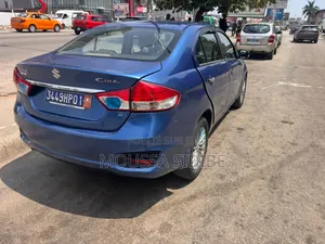 Suzuki Ciaz 2017 Bleu