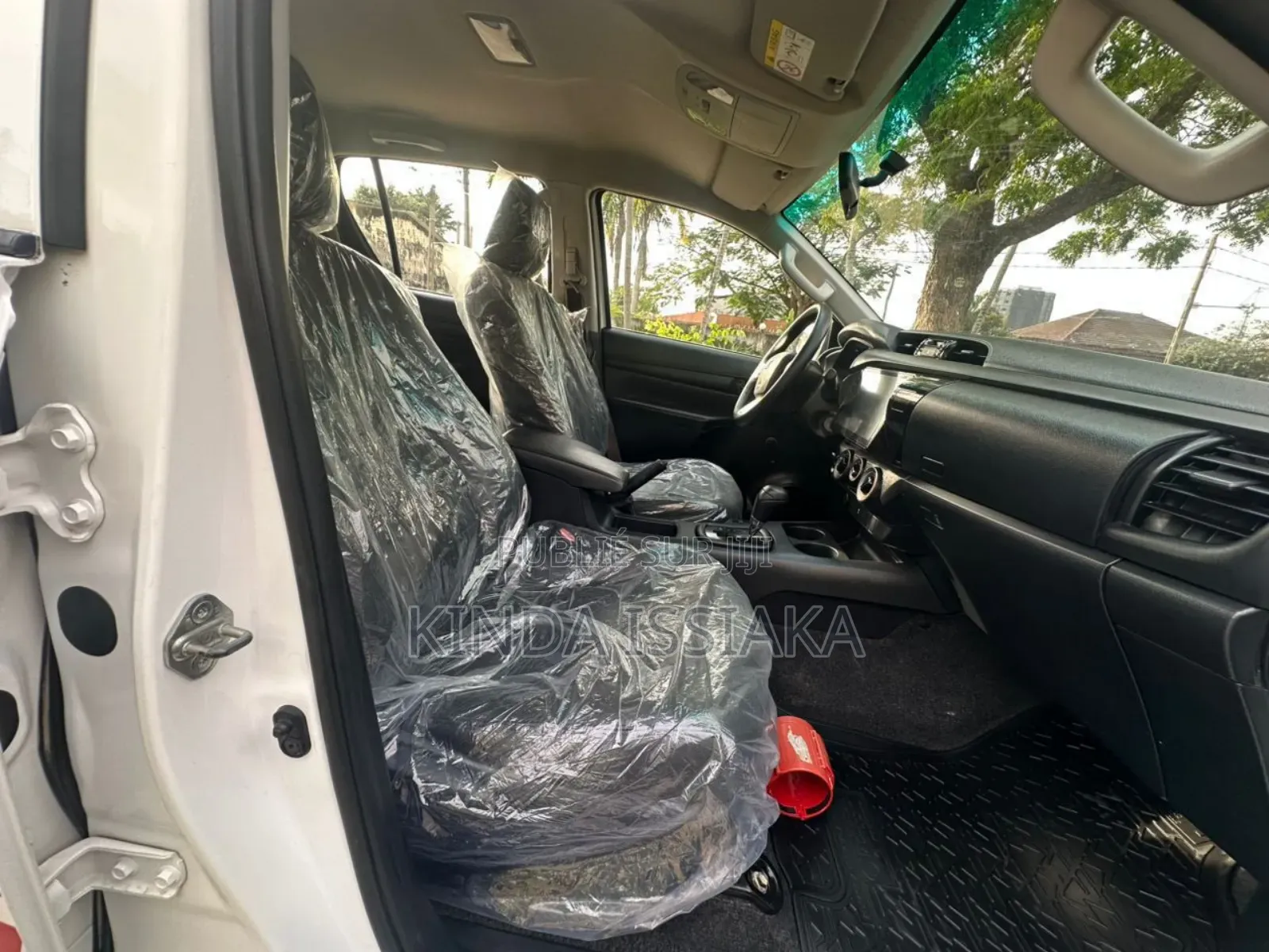 Toyota Hilux 2018 Blanc cassé