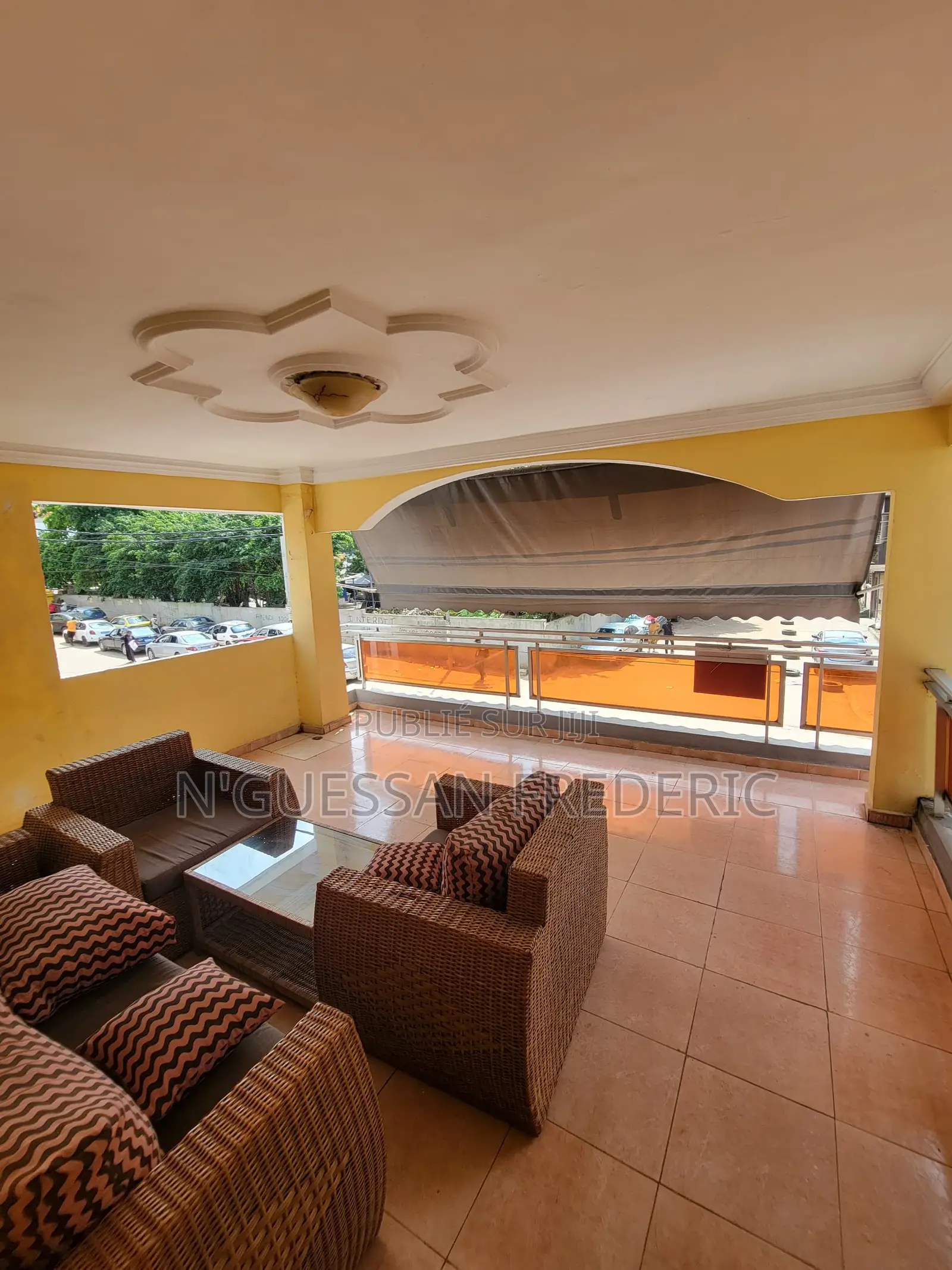 7chbre Duplex dans Cocody à Vendre