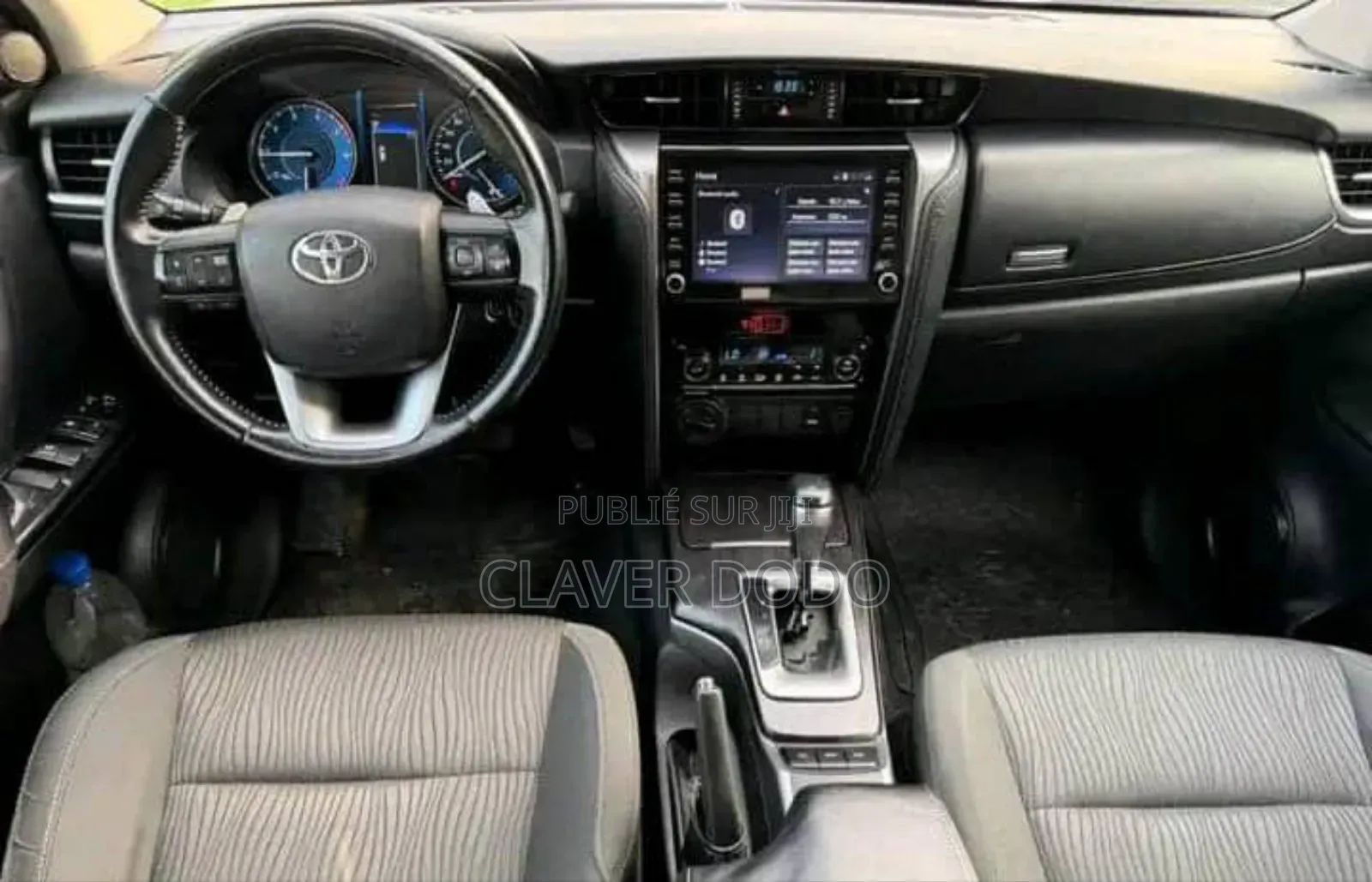 Toyota Fortuner 2021 Blanc