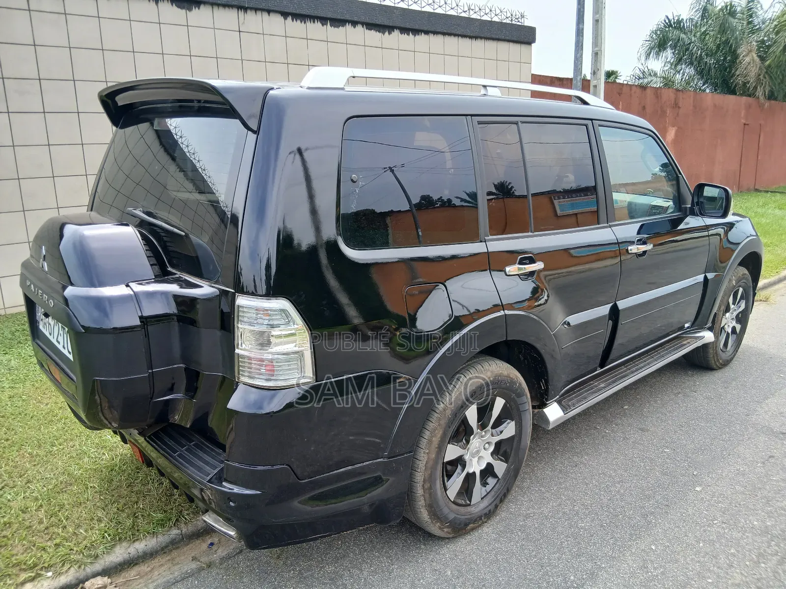Mitsubishi Pajero 2011 Black