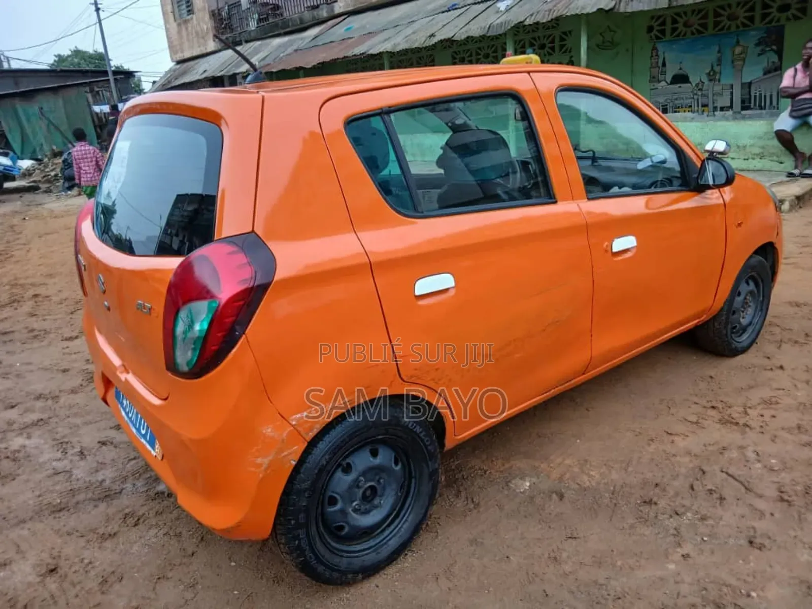 Suzuki Alto 2022 Orange