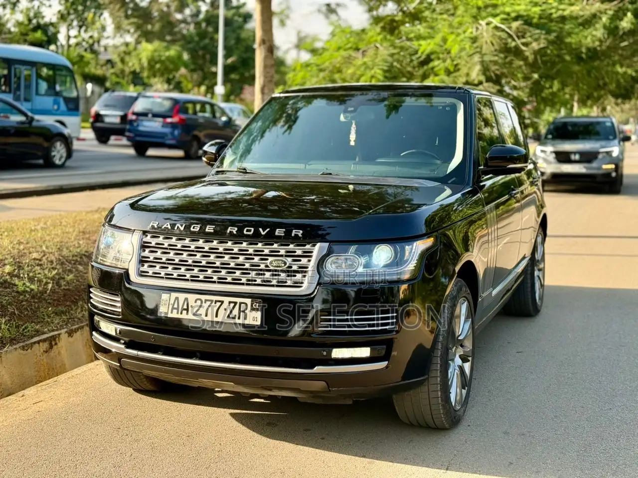 Land Rover Range Rover Vogue 2016 Black