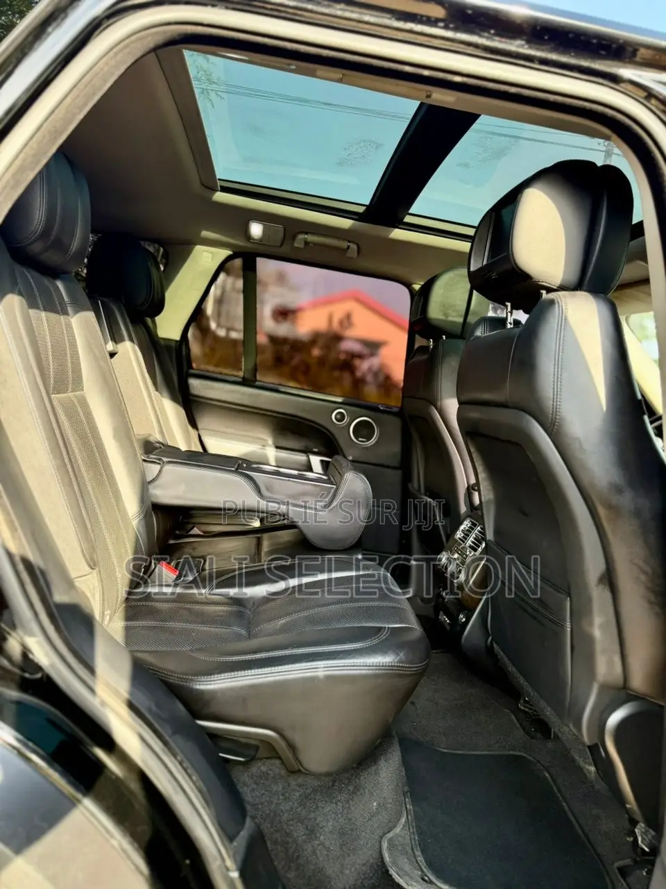 Land Rover Range Rover Vogue 2016 Black