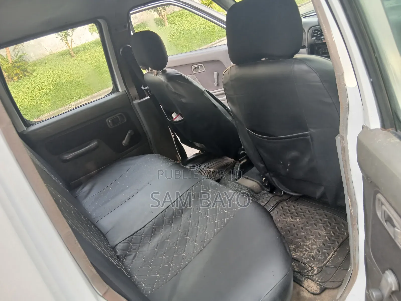 Nissan Hardbody 2007 Blanc