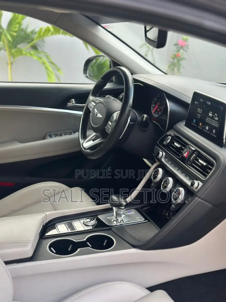 Genesis G70 2021 Gris