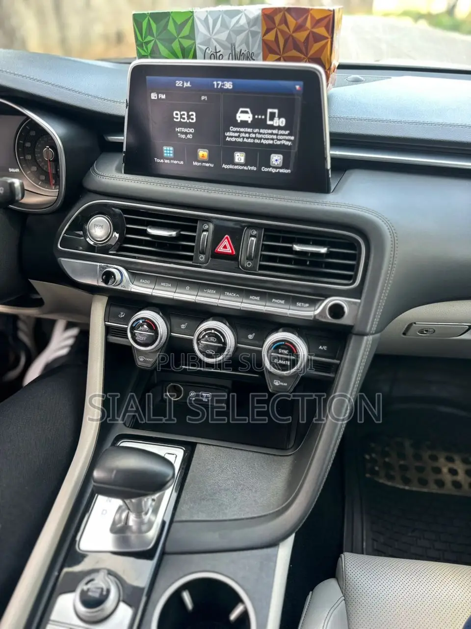 Genesis G70 2021 Gris