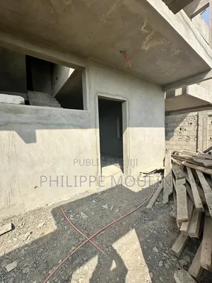 7chbre Duplex dans Elite Immobilier, Grand-Bassam à Vendre