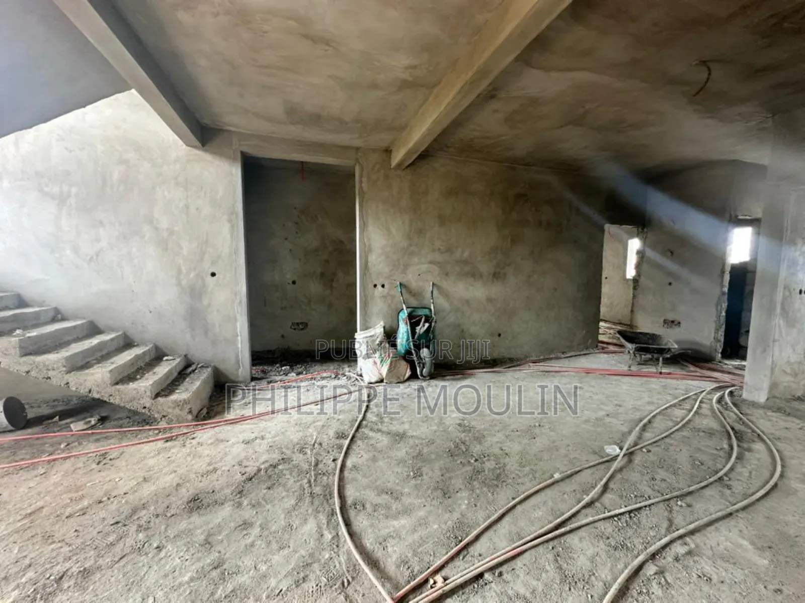 7chbre Duplex dans Elite Immobilier, Grand-Bassam à Vendre