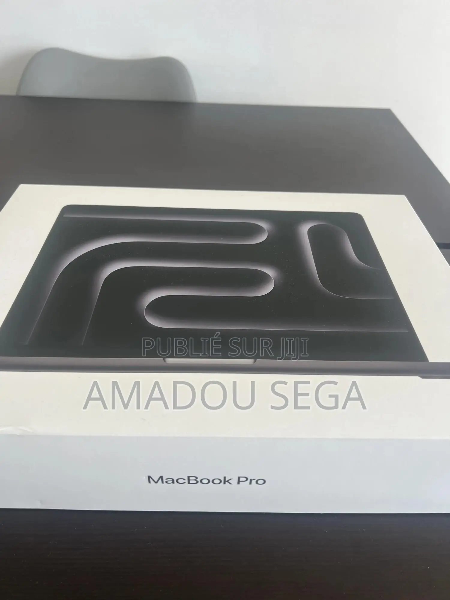 New Ordinateur Portable Apple MacBook Pro 24GB Autre SSD 512GB