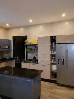 Furnished 9chbre Duplex dans Diaspora, Cocody à Vendre