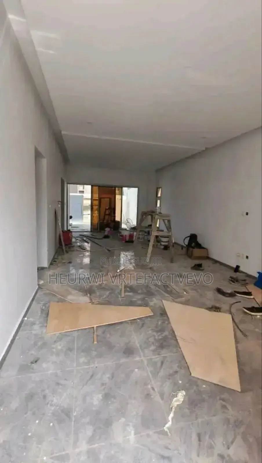 5chbre Duplex dans Palmeraie, Cocody à Vendre