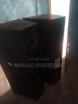 2 Caisse De Colonne Vide À Vendre