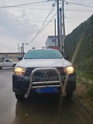 Toyota Hilux 2020 Blanc