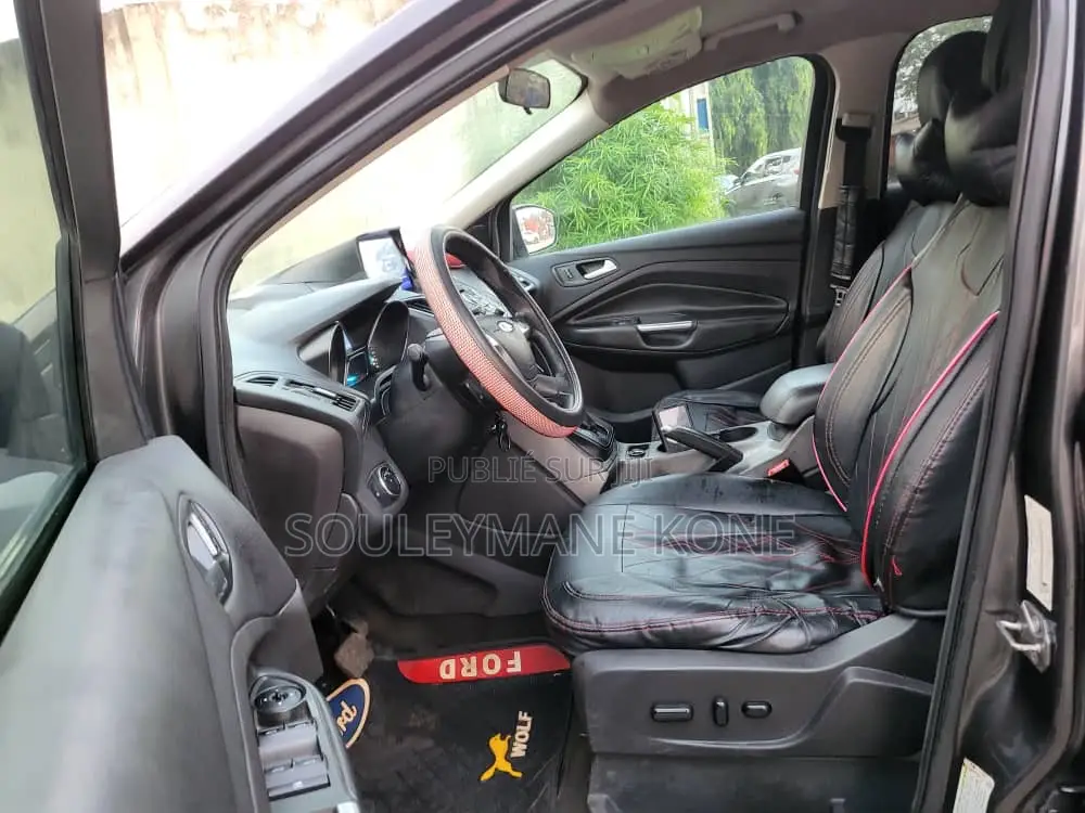 Ford Escape 2016 Noir