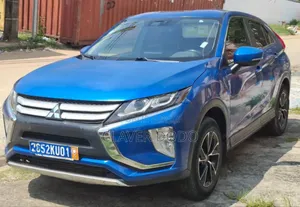 Mitsubishi Eclipse 2019 Bleu