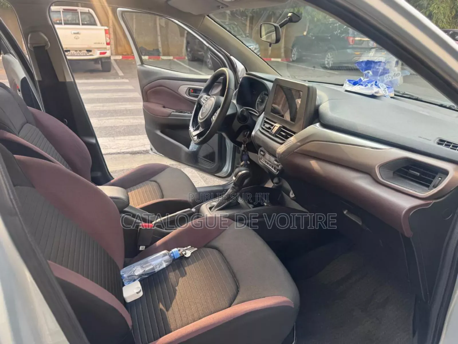 Suzuki Fronx 2025 Gris