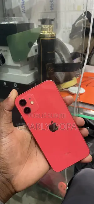 Apple iPhone 12 64 GB Rouge
