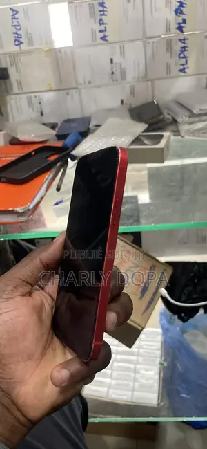 Apple iPhone 12 64 GB Rouge