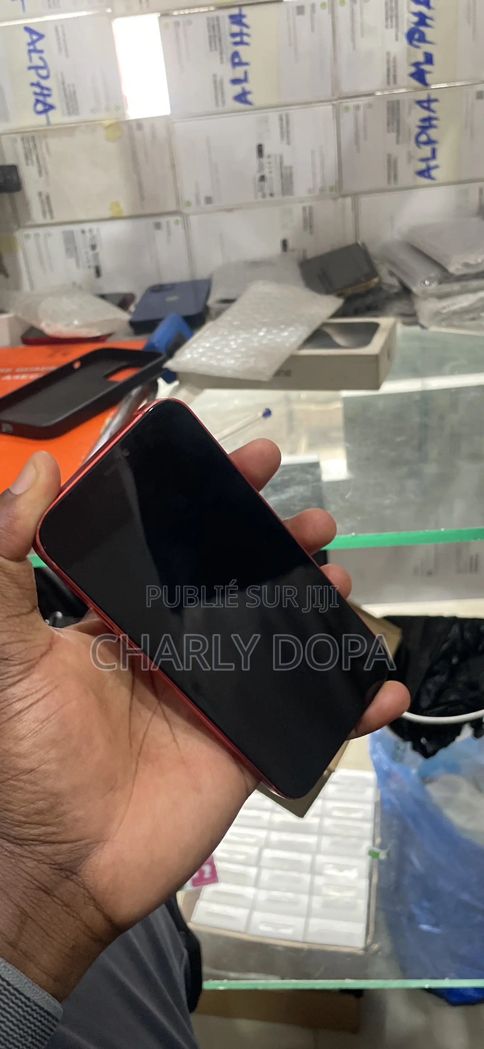 Apple iPhone 12 64 GB Rouge