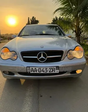 Mercedes-Benz C200 2003 Gris