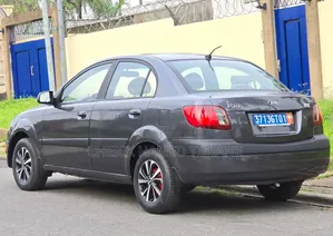 Kia Rio 2008 Noir Mat