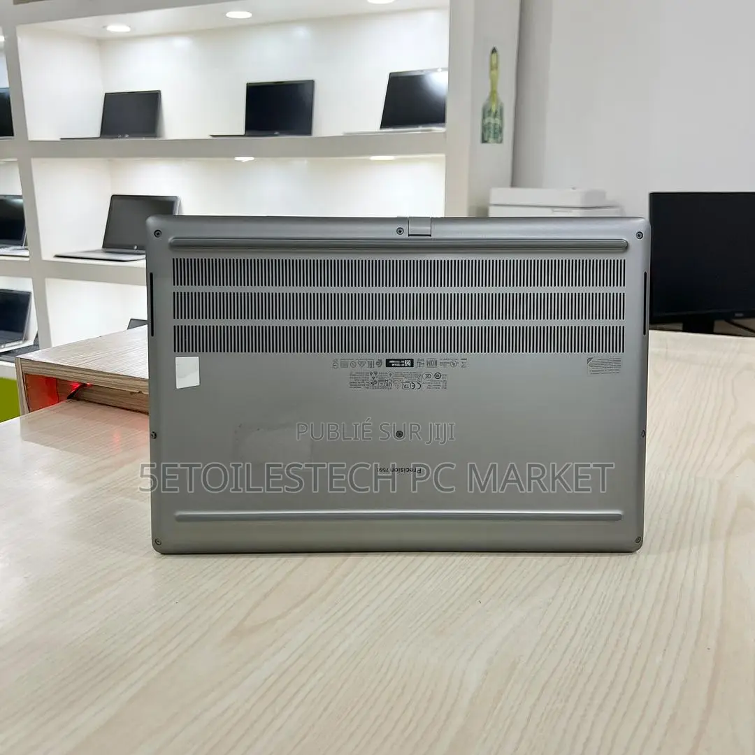 Neuf Dell Inspiron 15 7560 32GB Intel Core I7 SSD 512GB