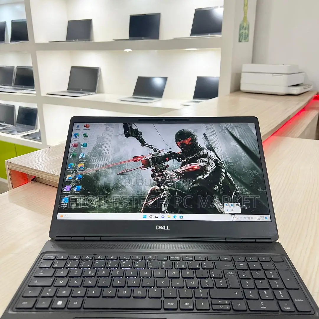 Neuf Dell Inspiron 15 7560 32GB Intel Core I7 SSD 512GB