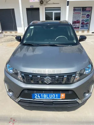 Suzuki Vitara 2023 Gris