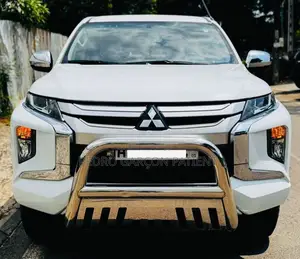 Mitsubishi L200 2024 Blanc