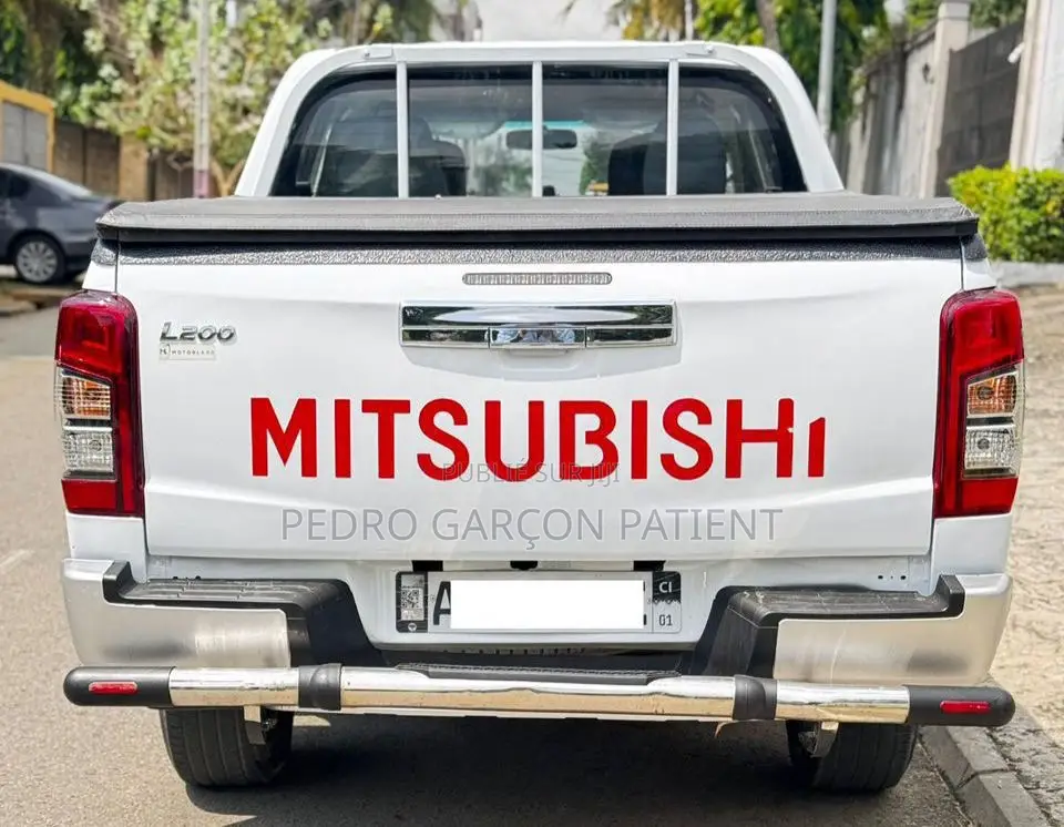 Mitsubishi L200 2024 Blanc