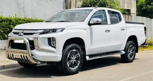 Mitsubishi L200 2024 Blanc