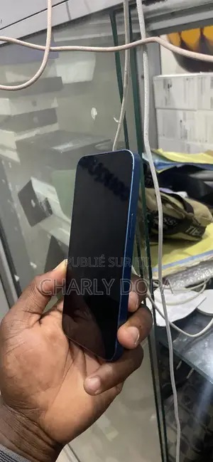 Apple iPhone 13 128 GB Bleu