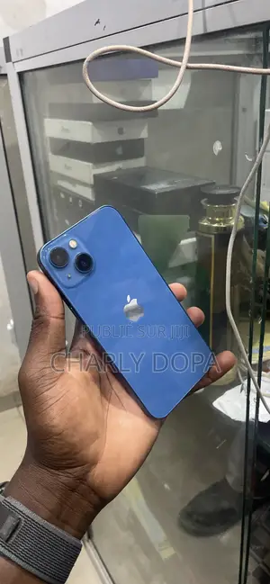 Apple iPhone 13 128 GB Bleu