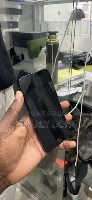 Apple iPhone 13 128 GB Noir