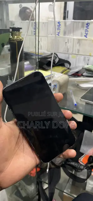 Apple iPhone 14 128 GB Noir