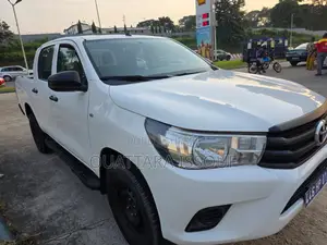 Toyota Hilux Revo Double Cab Deisel 2.4 AWD 2017 Blanc