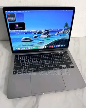 Neuf Apple MacBook Pro 2022 M2 16GB Intel Core M2 SSD 256GB