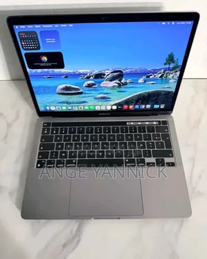 Neuf Apple MacBook Pro 2022 M2 16GB Intel Core M2 SSD 256GB