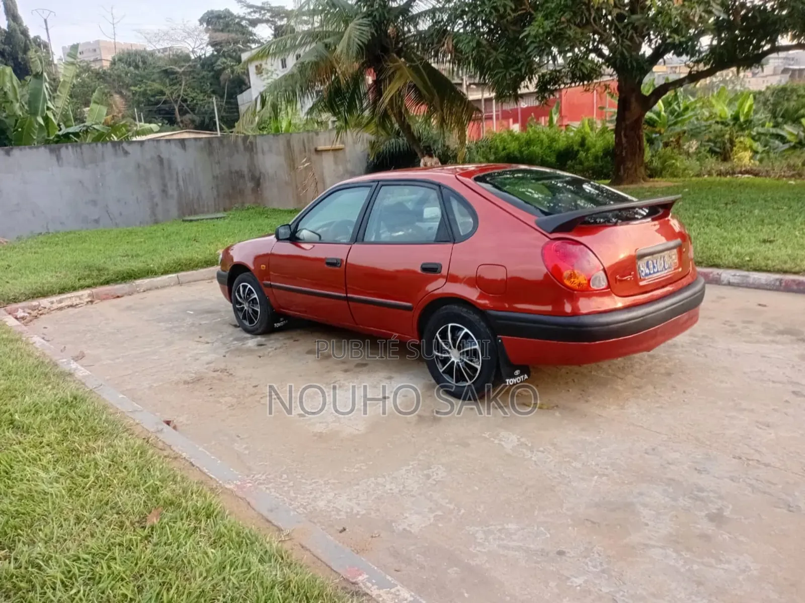 Toyota Corolla 2004 Rouge